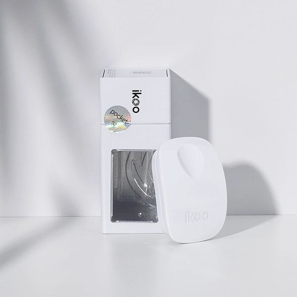 ikoo pocket white | щітка-детанглер для сумочки класична біла 002-001-001 фото