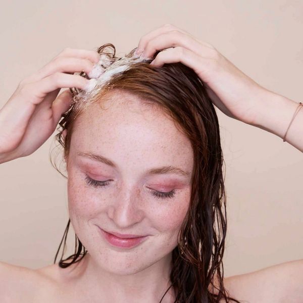 Цукровий скраб-пінка ikoo volumizing scalp scrub «Глибоке очищення та об'єм», 250 мл 098-009-002 фото