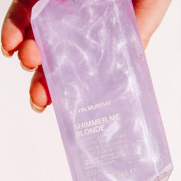 SHIMMER.ME.BLONDE/[ШИММЕР.МІ.БЛОНД] сяючий спрей-догляд для світлого волосся, 100 мл KMU382 фото